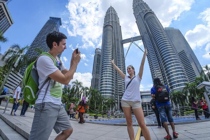 Petronas Twin Tower Tickets & Top Ten Wonder of Kuala Lumpur Tour - FAQ