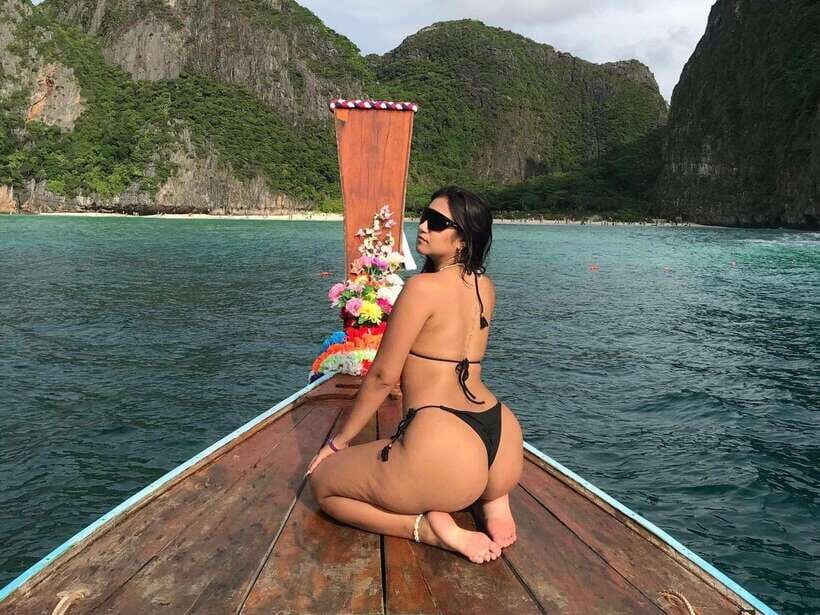 Phi Phi: 7 Islands longtail boat with Sunset and Plankton - A Deep Dive into the Phi Phi: 7 Islands Longtail Boat Tour