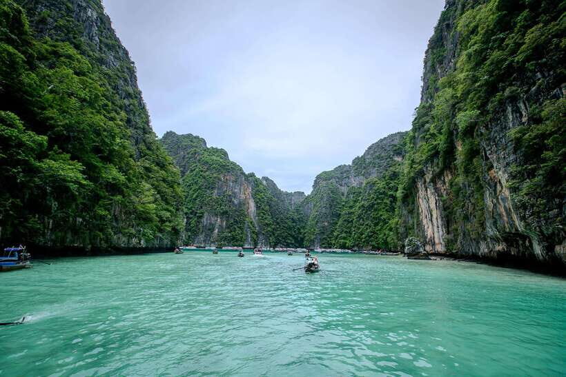 Phi Phi: Early Morning Speed Boat to Maya Bay - Evaluating the Value