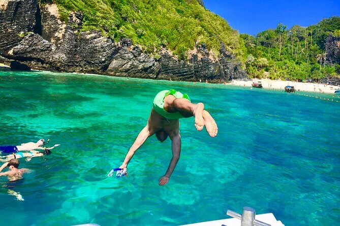 Phi Phi, Maya Bay and Khai Island Tour from Phuket - In-Depth Review of the Tour Experience