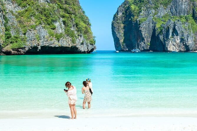 Phi Phi with Maya and Bamboo Island Day Trip by Speedboat - Who Is This Tour Ideal For?