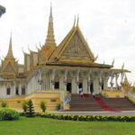 Phnom Penh: 1-Day City Highlights Tour & Mekong river Cruise - Who Should Consider This Tour?