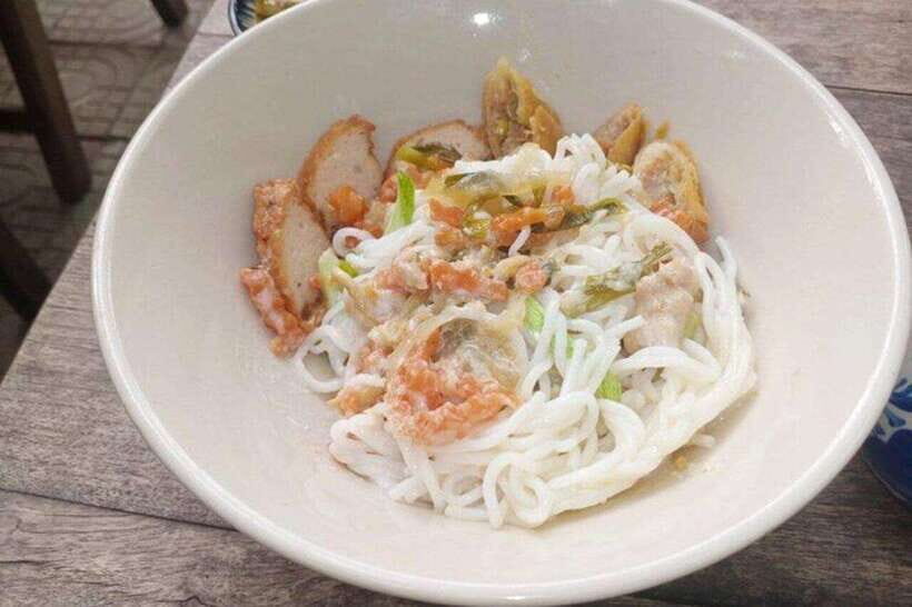 Phnom Penh Breakfast & Morning Market Tour Includes drinks - Transportation and Logistics: How It Works