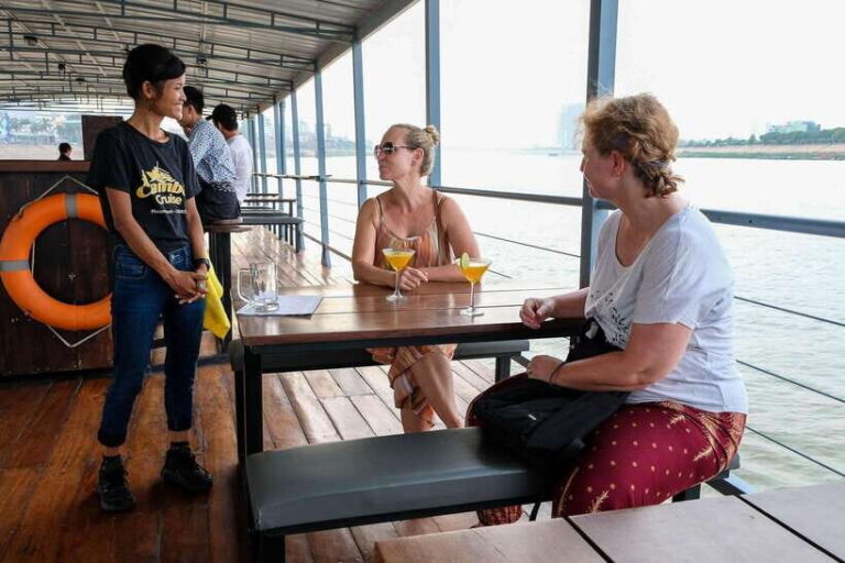 Phnom Penh: Mekong Sunset Dinner Cruise with Live Music - Final Thoughts