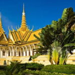 Phnom Penh Private Tour: Royal Palace, Silver Pagoda, S-21 - Visiting Tuol Sleng and the Darker Side of History
