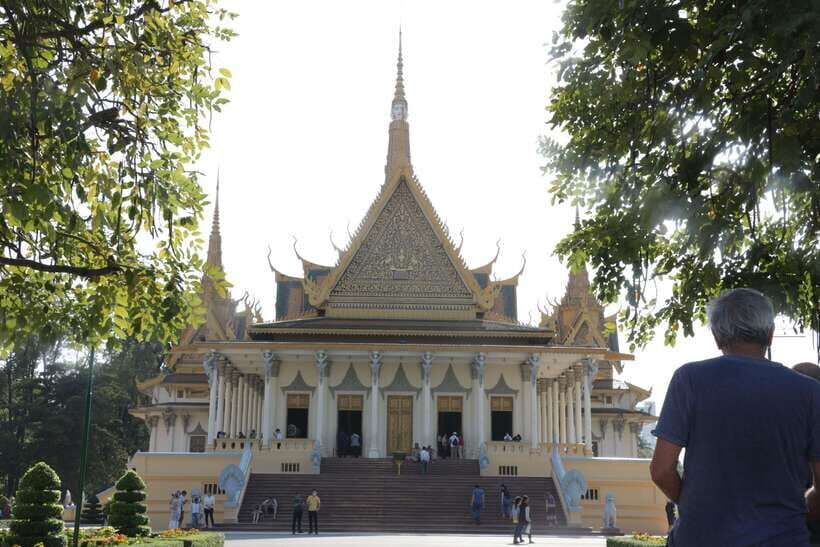Phnom Penh Tour with English Tuk Tuk Driver - Itinerary Breakdown: What You’ll See and Experience