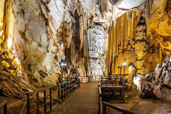 Phong Nha Cave & Paradise Cave Day Tour Small Group to Fairy Land - Lunch in Phong Nha Village