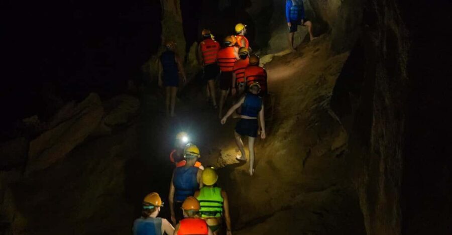 Phong Nha/Dong Hoi: Paradise Cave and Zipline in Dark Cave - The Thrill of Dark Cave
