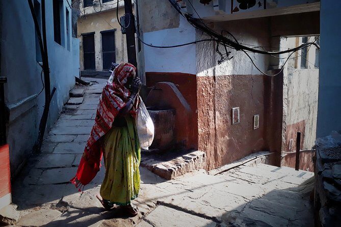 Photo Tour In Holy Varanasi - Breakfast and Cultural Insights