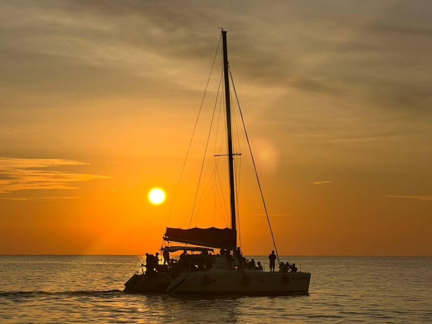Phuket: Coral Island & Sunset Dinner by Sailing Catamaran - The Catamaran Experience: Comfortable and Relaxing