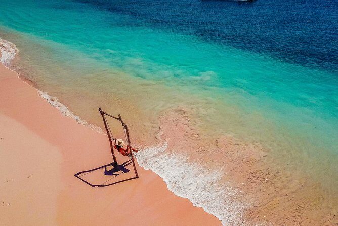 Pink Beach and Southeast Gili Islands Private Tour  Full Day - The Full Breakdown of the Tour Experience