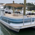 Pontoon Boat Rental in Hilton Head Island - Who Should Consider This Experience?