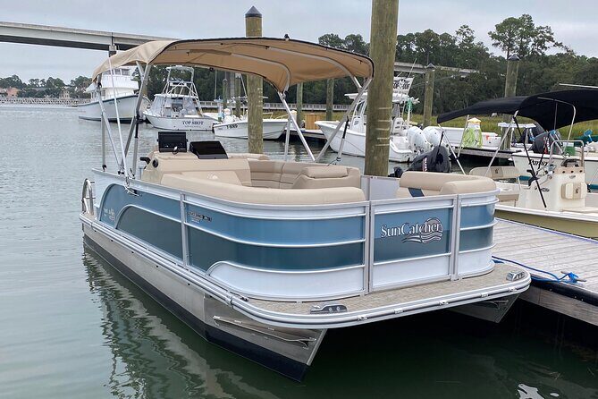 Pontoon Boat Rental in Hilton Head Island - Who Should Consider This Experience?