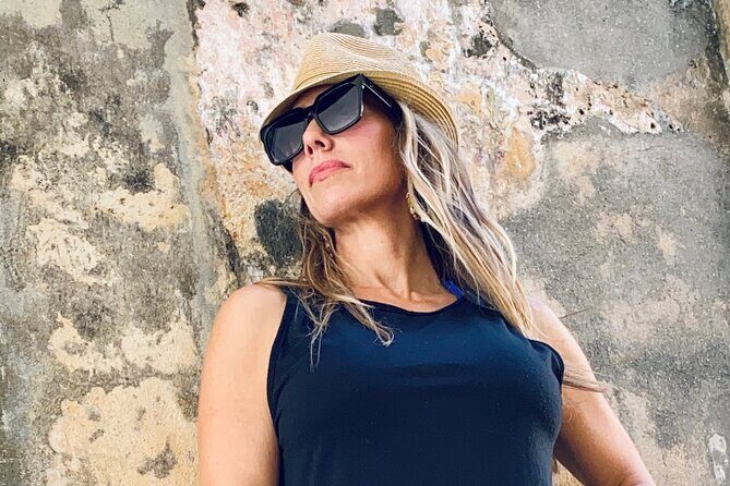 Pour & Pose: Travel Portraits with a Twist of Wine - What Sets This Tour Apart?