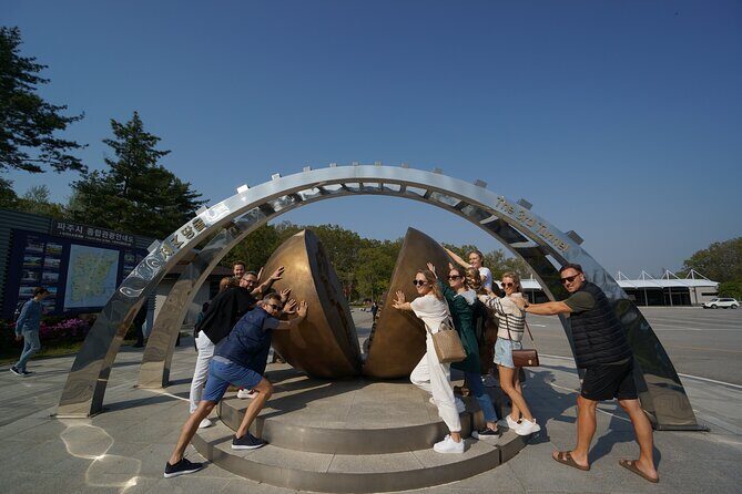 Premium Private DMZ Tour & (Suspension Bridge or N-Tower) include lunch - The Value of the Price