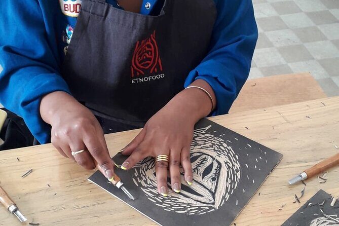 Print a work of art with a local artist for your home - Practical Details & Tips