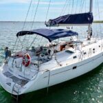 Private 3 Hour Swim, Snorkel & Sail on Daydreams Sailboat - Who Will Enjoy This Tour Most?
