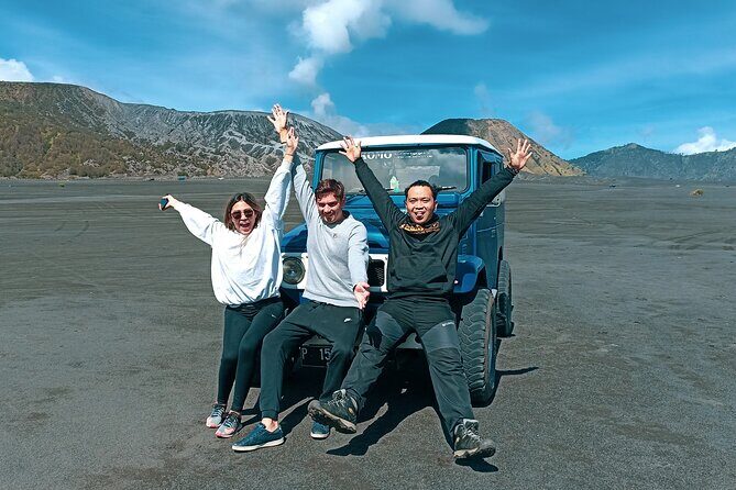 Private Adventure King Kong Hill Bromo National Park in Malang - King Kong Hill: Your First Light