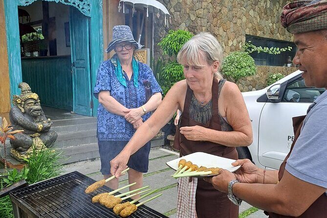 Private Balinese Cooking Class in Ubud at Santika's Home - Who Should Consider This Tour?