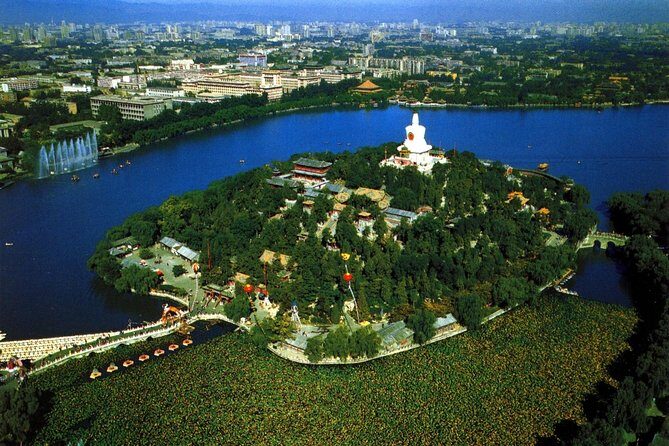 Private Beijing Jingshan Hill, Beihai, and Hutongs with Imperial Lunch/Dinner - Beihai Park and Imperial Gardens