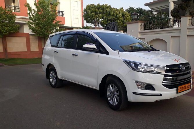 Private Car Jaipur to New Delhi - In-Depth Review of the Jaipur to New Delhi Private Car Service