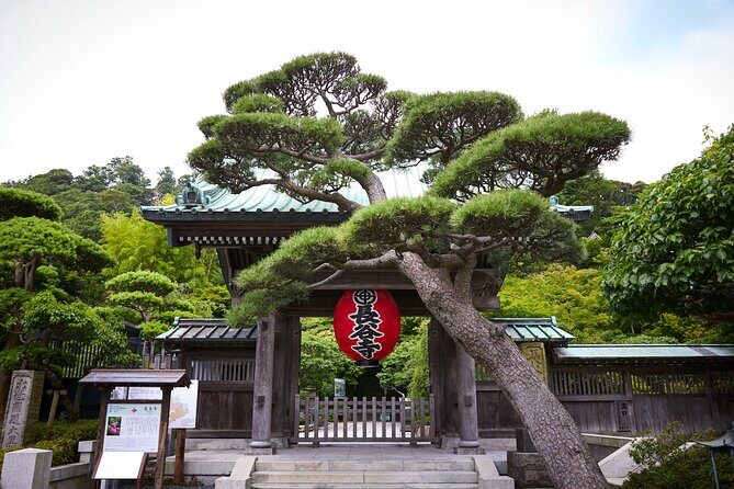 Private Car Tour to see Highlights of Kamakura, Enoshima, Yokohama from Tokyo - The Heart of Kamakura: Shrines, Streets, and Zen Temples