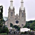 Private City Tour Jakarta Guide Mandarin With Lunch - The Value of a Private Guided Tour