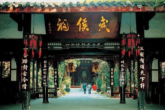 Private Day Tour: Chengdu Wuhou Temple, Jili and Dujiangyan Irrigation System - Why This Tour Offers Great Value