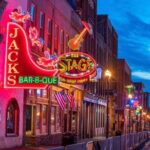 Private Downtown Nashville Party Tractor Tour 21+ Only! - Who Is This Tour Best For?