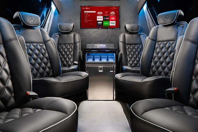 Private Enchanting Nashville Christmas Lights Tour - Who Will Love This Tour?