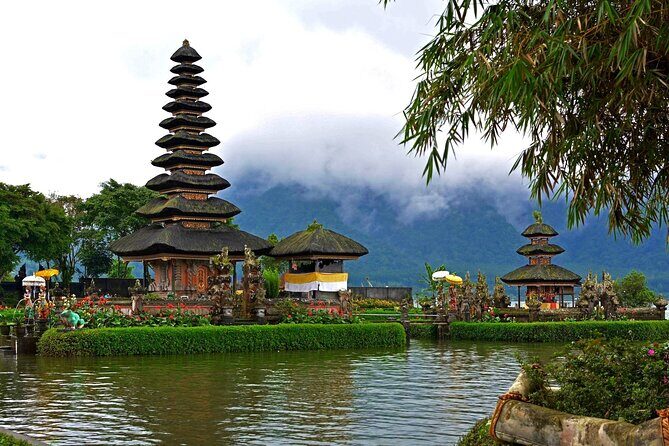 Private Full-Day Handara, Ulun Danu, Jatiluwih and Tanah Lot Tour