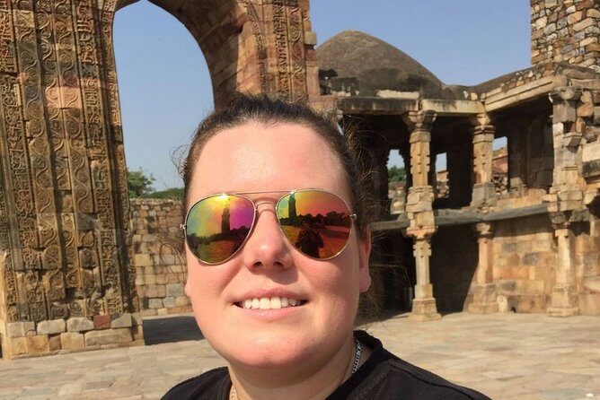 Private Full Day New and Old Delhi City Tour - Exploring Delhi: A Day in the Capitals Historic and Modern Sights