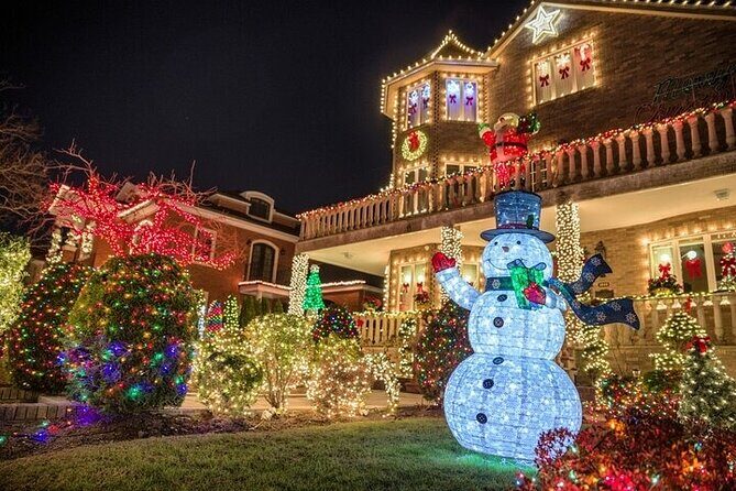 Private Fully Guided Dyker Heights Christmas Lights Tour - Considering the Cost and Value