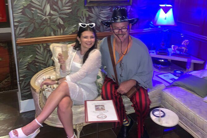 Private Ghosts, History and Scandals Pub Crawl in Old Savannah - Who Should Consider This Tour?