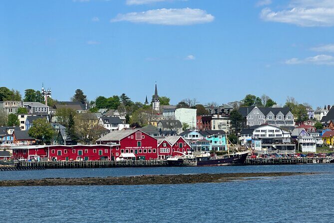 Private Guided Tour: Peggys Cove, Mahone Bay, Lunenburg & Ovens - Who Will Love This Tour?