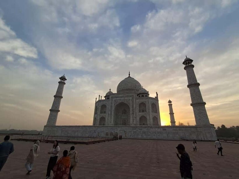 Private Guided Tour Skip The Line Taj Mahal Tour - The Logistics and Practicalities