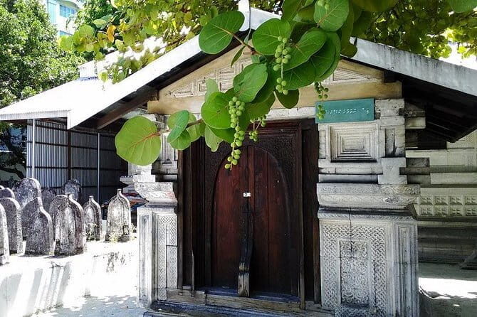 Private Half-Day Local Experience of MaléEnglish/ - Who Should Consider This Tour?