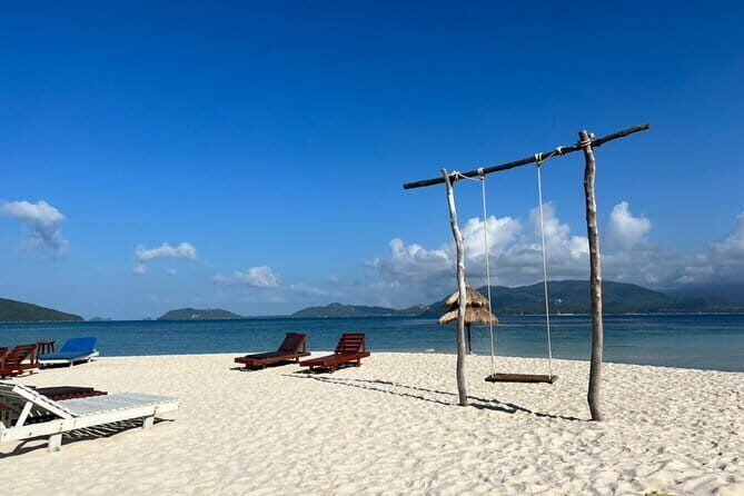 Private Half Day Trip to Pig Island and Koh Tan by Long Tail Boat - What Travelers Say