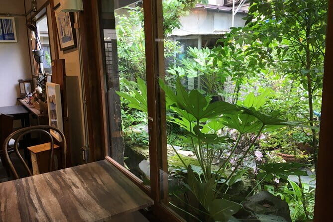Private Home Visit Style Tour in Yanaka with Local Experience - What’s Included and What to Consider