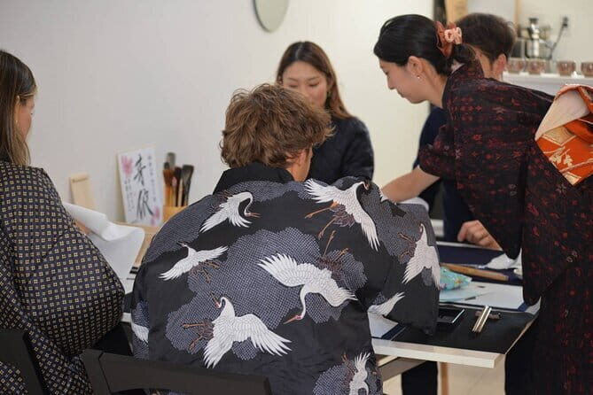Private Japanese Calligraphy Class in Shibuya Tokyo - Key Points