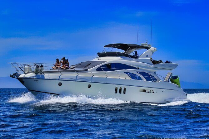 Private Luxury Yacht Chica 55' VIP All Inclusive + Jet Ski - Who Should Consider This Tour?
