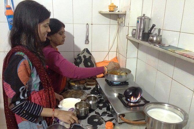 Private Market Tour & Vegetarian Cooking Class & Meal in a Local Jaipur Home - Why This Tour Stands Out