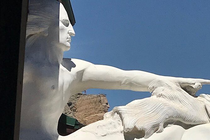 Private Mt Rushmore, Crazy Horse, Custer State Park Monument Tour