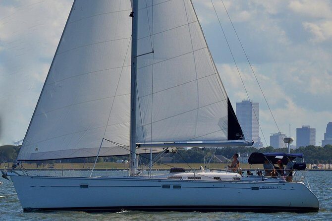 Private New Orleans 2-Hour Sail Aboard a Luxury Yacht - A Deep Dive into the New Orleans Yacht Experience
