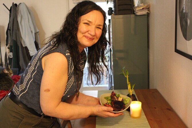 Private Pike Place Market Tour and Cooking Class with a Local - FAQ