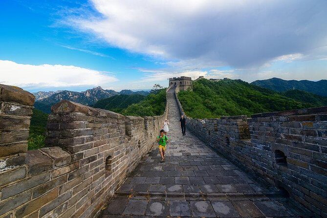 Private Round-Trip transfer: Beijing hotels to Mutianyu Great Wall - Authentic Experiences Highlighted in Reviews