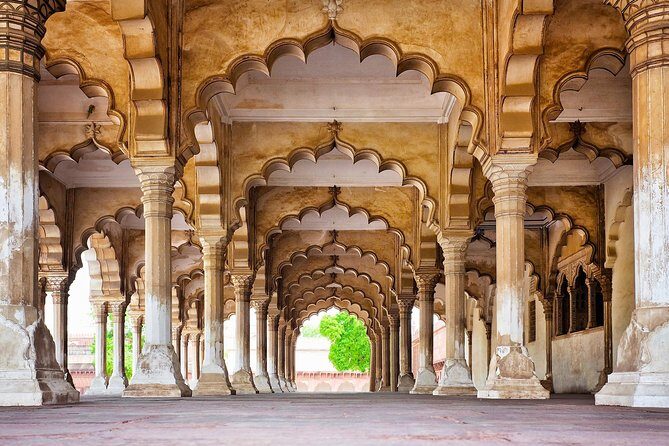 Private same day trip to Taj Mahal and Agra From Jaipur - FAQs