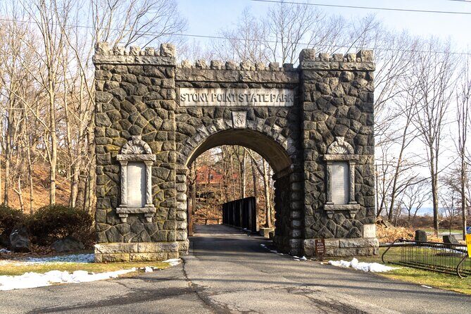 Private Shopping Experience in Woodbury Common Premium Outlets - The Main Event: Woodbury Common Premium Outlets