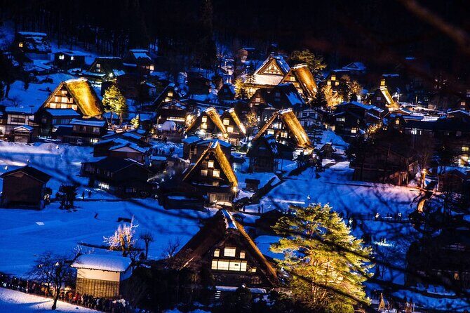 Private Sightseeing Tour to Shirakawago and Takayama from Nagoya - First Stop: Shirakawago