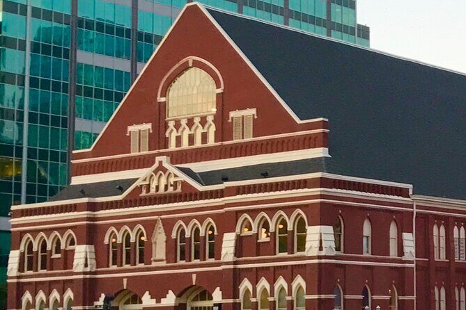 Private Small Group Nashville Food & Sightseeing Tour - Who Should Consider This Tour?